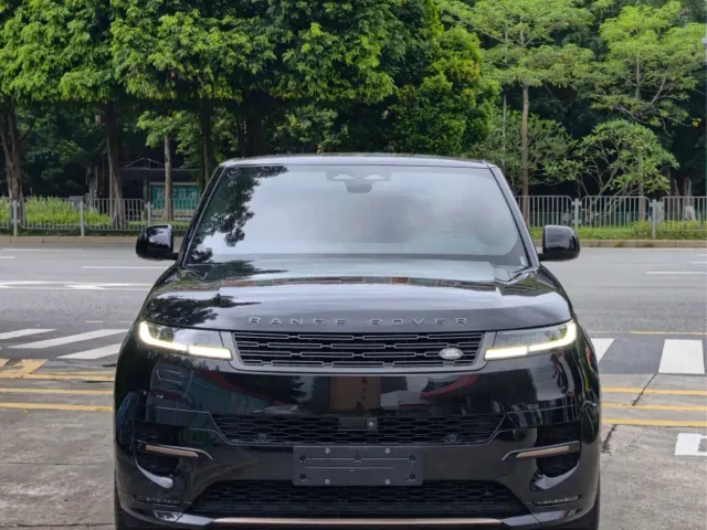 Land Rover Range Rover Sport — Фото автомобиля 2