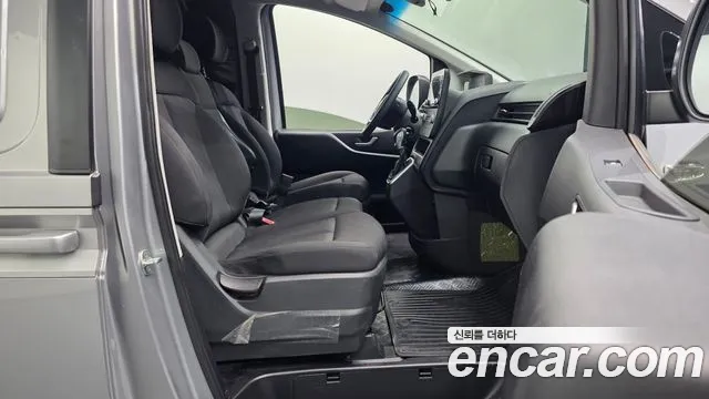 Hyundai Staria — Фото автомобиля 11