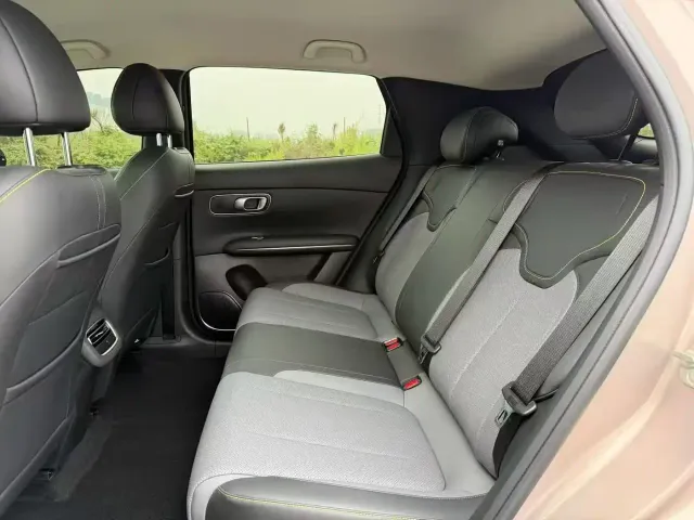 Changan Qiyuan Q05 — Фото автомобиля 5