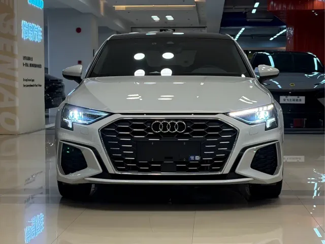 Audi A3 — Фото автомобиля 2