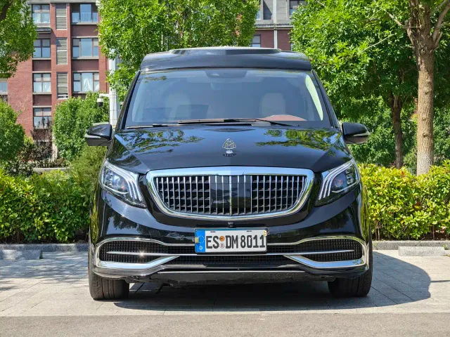 Mercedes-Benz V-Class — Фото автомобиля 2