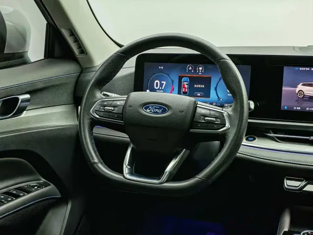 Ford Lingrui — Фото автомобиля 10