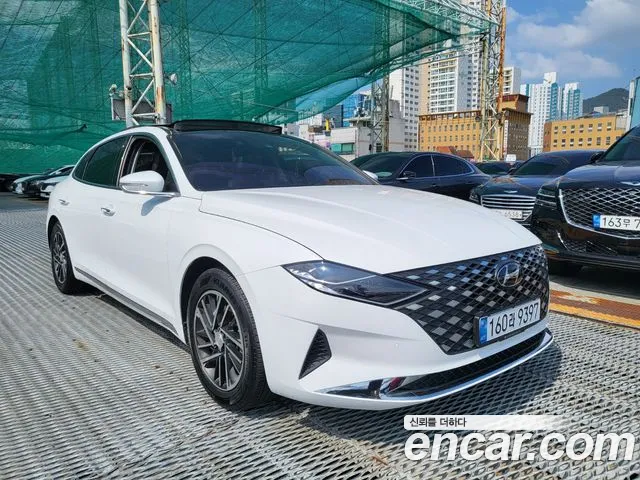 Hyundai Grandeur Grandeur (New) — Фото автомобиля 3