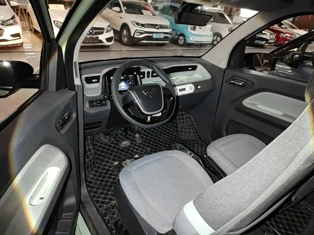Wuling Hongguang Mini EV — Фото автомобиля 14