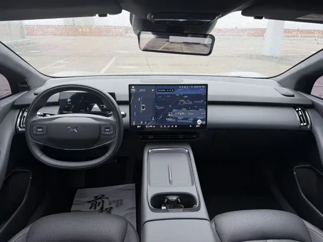 Xpeng P7+ — Фото автомобиля 5