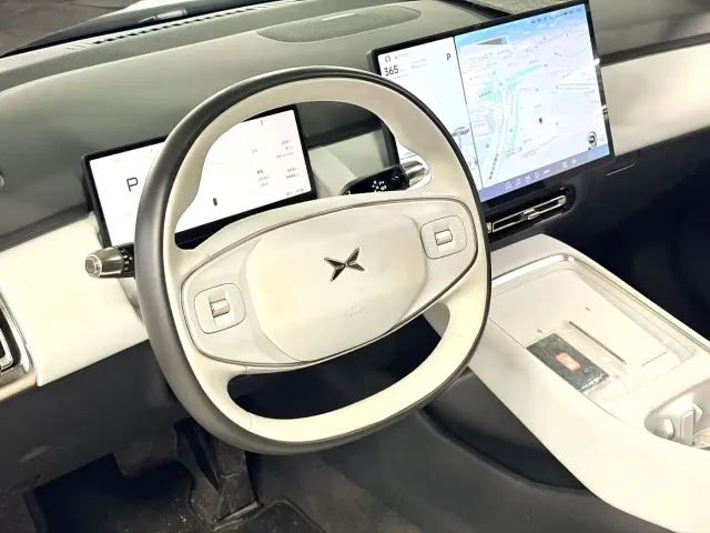 Xpeng P7+ — Фото автомобиля 2