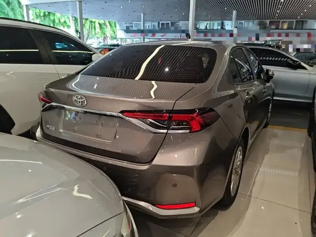 Toyota Corolla — Фото автомобиля 4