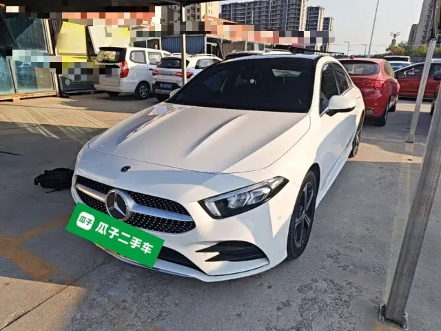 Фотография автомобиля — Mercedes-Benz A-Class