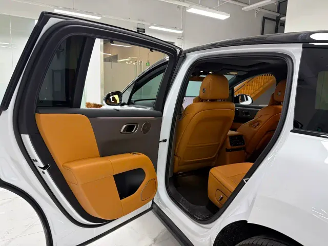 Li Auto i6 — Фото автомобиля 13