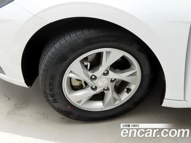 Hyundai Avante CN7 — Фото автомобиля 19