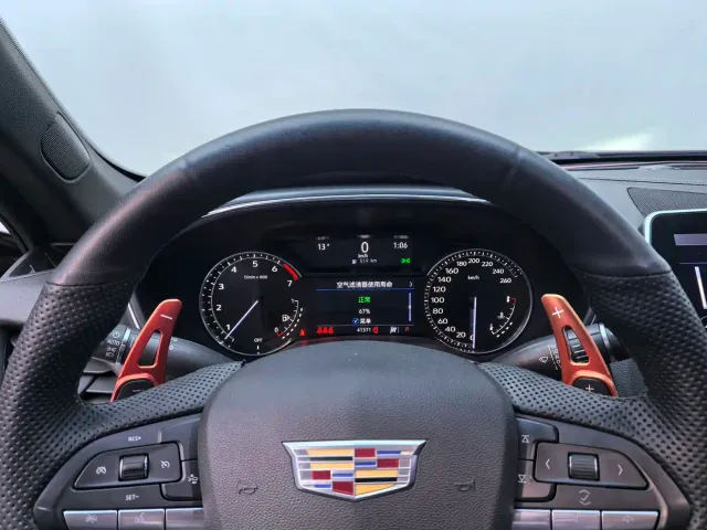Cadillac CT5 — Фото автомобиля 10