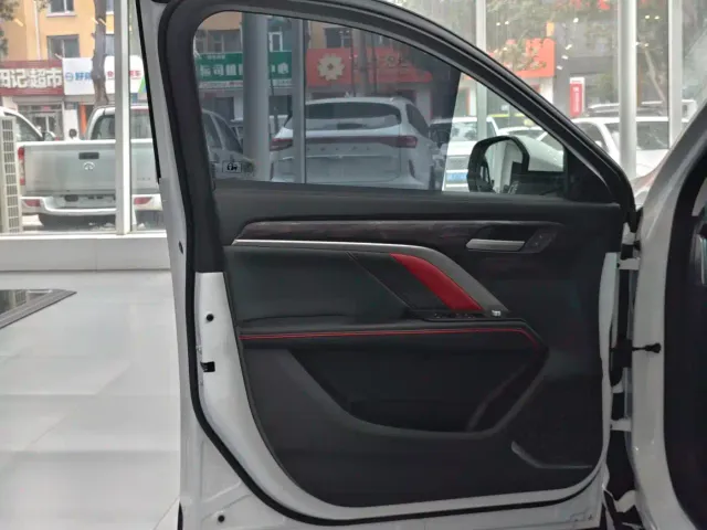 Haval H6 — Фото автомобиля 19