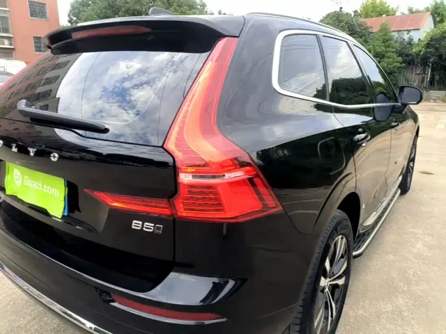 Volvo XC60 — Фото автомобиля 7