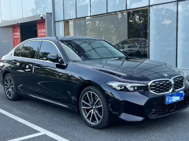 BMW 3 Series — Фото автомобиля 3