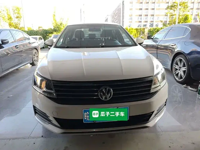 Volkswagen Lavida — Фото автомобиля 22