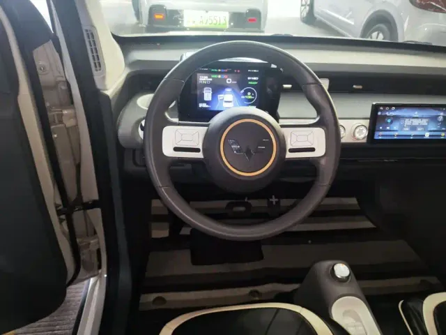 Wuling Hongguang Mini EV — Фото автомобиля 10