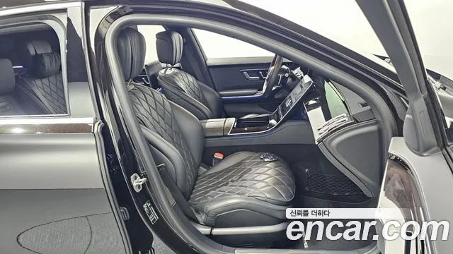 Mercedes-Benz S-Class — Фото автомобиля 26