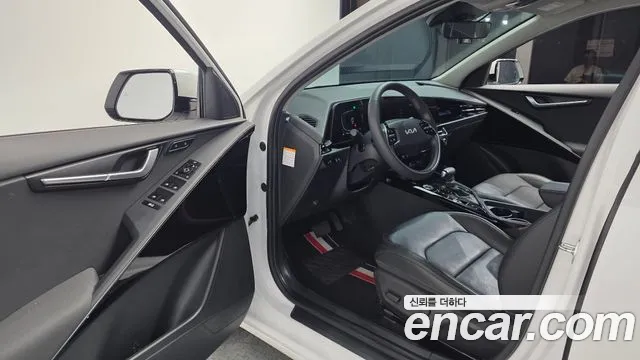 Kia Niro The All New Niro — Фото автомобиля 15