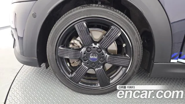 Mini Cooper — Фото автомобиля 5