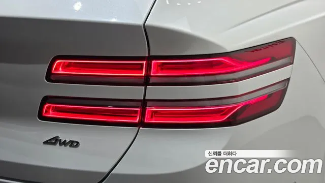 Genesis GV80 — Фото автомобиля 8