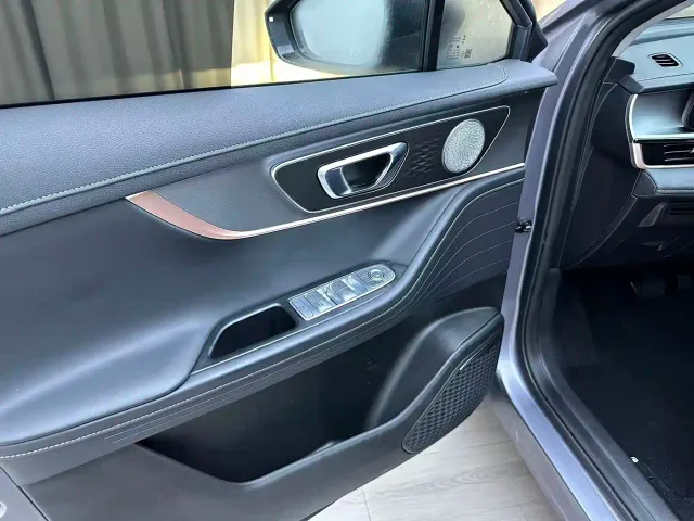 Chery Omoda 5 — Фото автомобиля 14