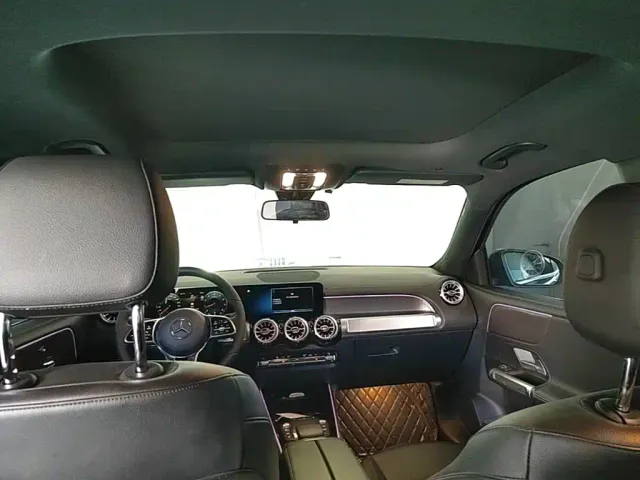 Mercedes-Benz GLB-Class — Фото автомобиля 22