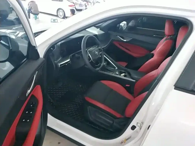 Changan CS35 Plus — Фото автомобиля 14