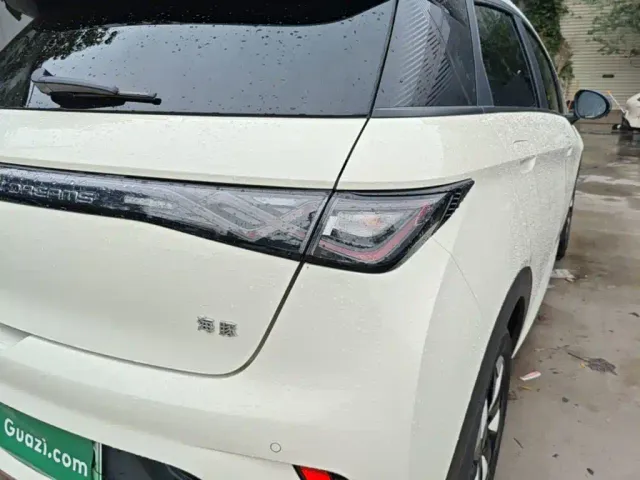 BYD Dolphin — Фото автомобиля 7