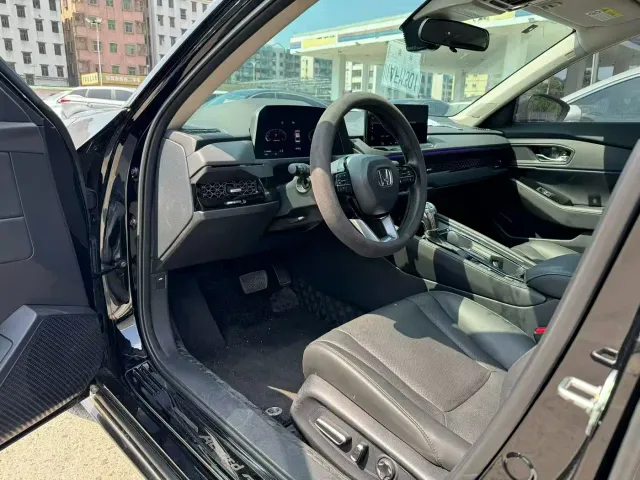 Honda Accord — Фото автомобиля 2