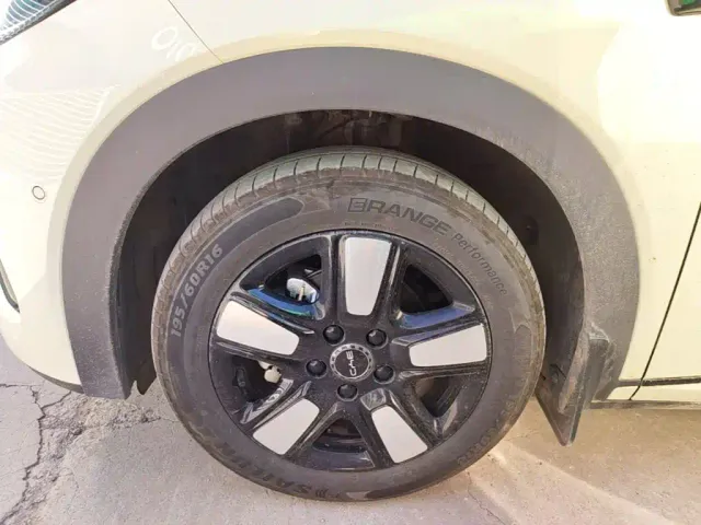 BYD Dolphin — Фото автомобиля 22