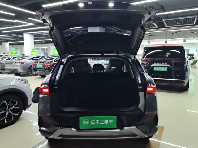 BYD Yuan PLUS — Фото автомобиля 18