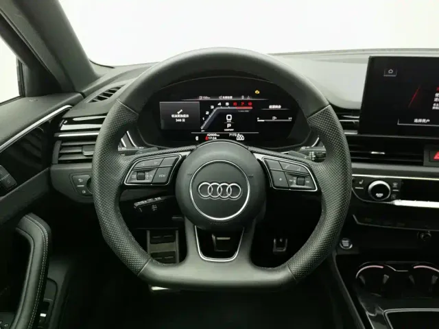 Audi A4L — Фото автомобиля 11