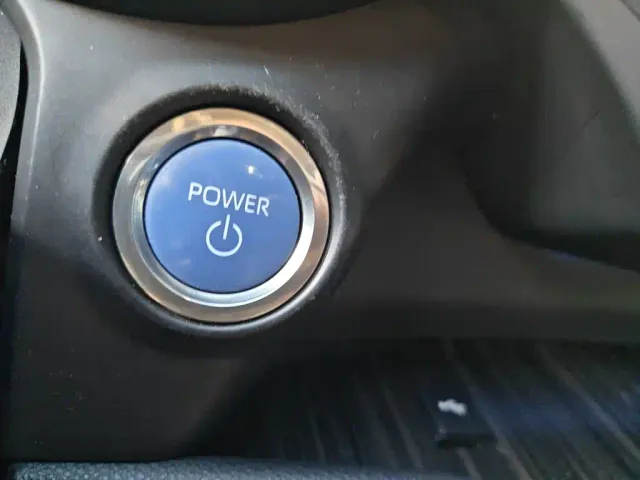 Toyota Sienna — Фото автомобиля 11