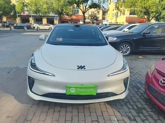IM Motors L6 — Фото автомобиля 2