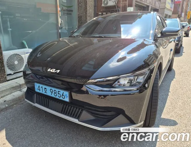 Фотография автомобиля — Kia EV6