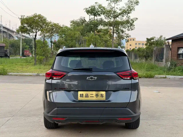 Chevrolet Orlando — Фото автомобиля 8