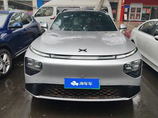 Xpeng G9 — Фото автомобиля 2