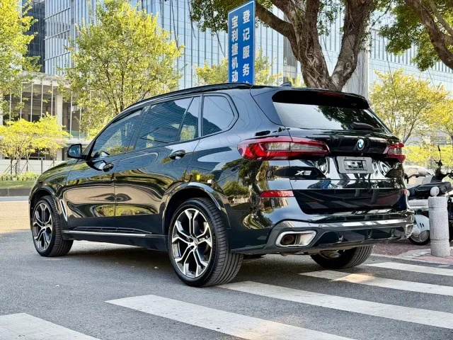 BMW X5 — Фото автомобиля 17