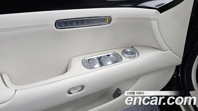 Genesis G90 Бензин 3.5 турбо AWD — Фото автомобиля 20