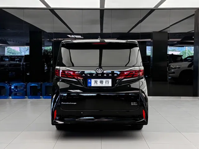 Toyota Alphard — Фото автомобиля 5