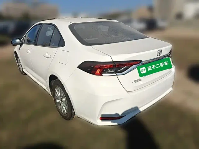 Toyota Corolla — Фото автомобиля 6