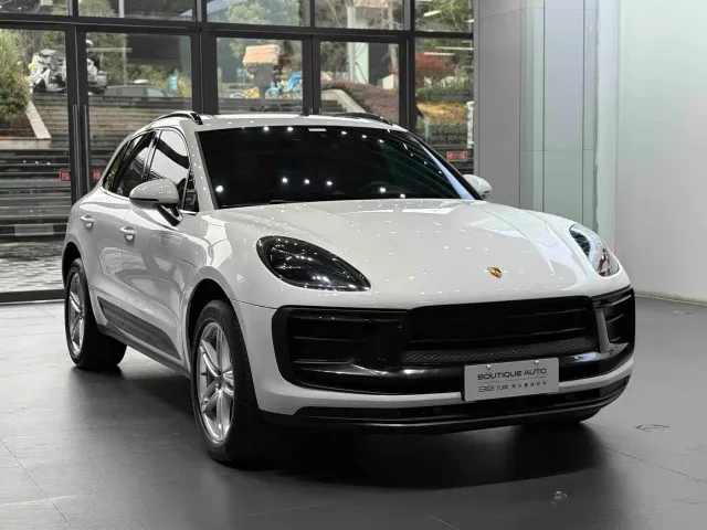 Porsche Macan — Фото автомобиля 3