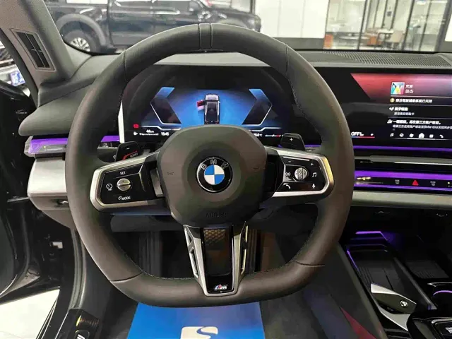 BMW 5 Series — Фото автомобиля 7