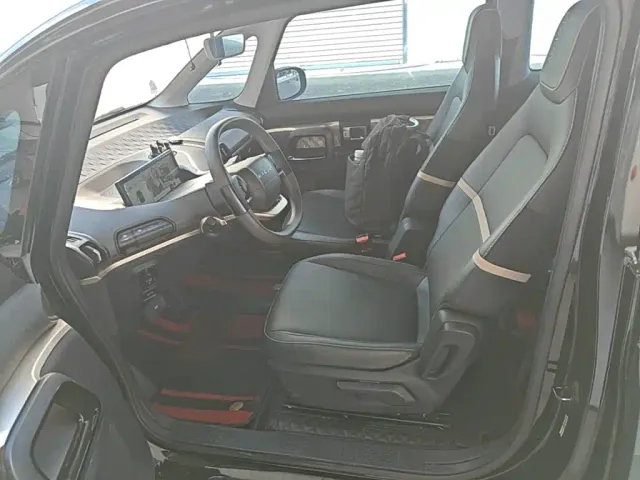 Baojun KiWi EV — Фото автомобиля 14