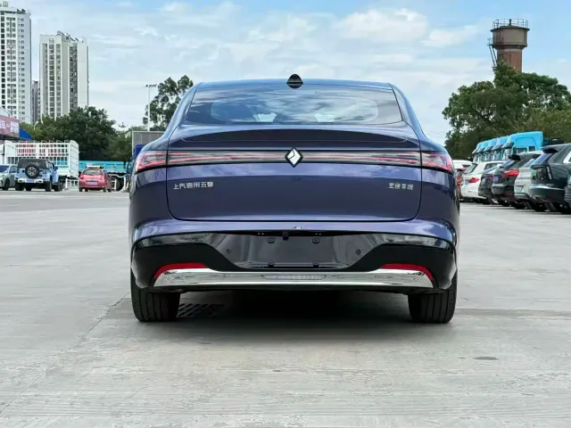 Baojun Xiangjing — Фото автомобиля 8