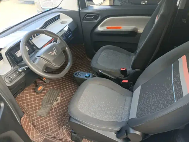 Wuling Hongguang Mini EV — Фото автомобиля 14