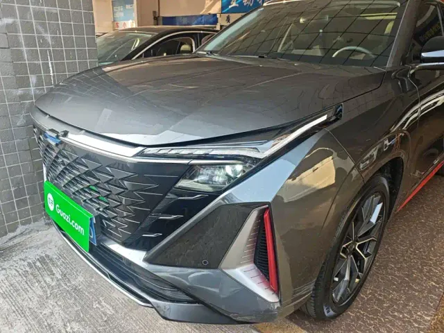 Changan Z6 — Фото автомобиля 17