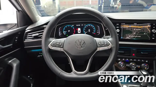 Volkswagen Jetta — Фото автомобиля 13