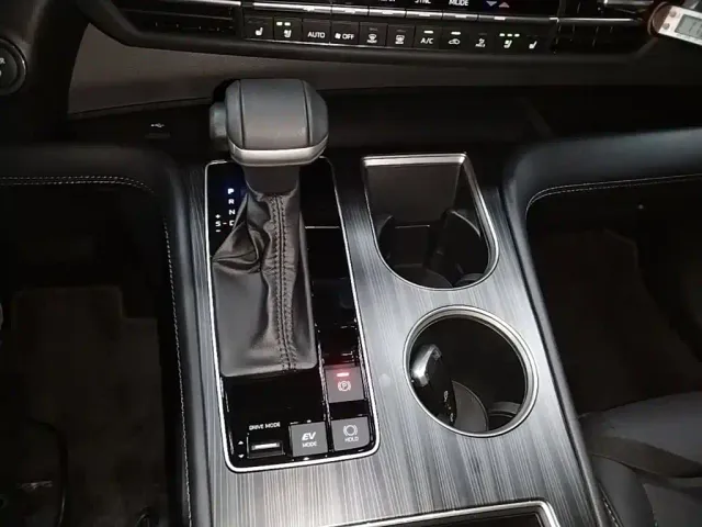 Toyota Sienna — Фото автомобиля 13