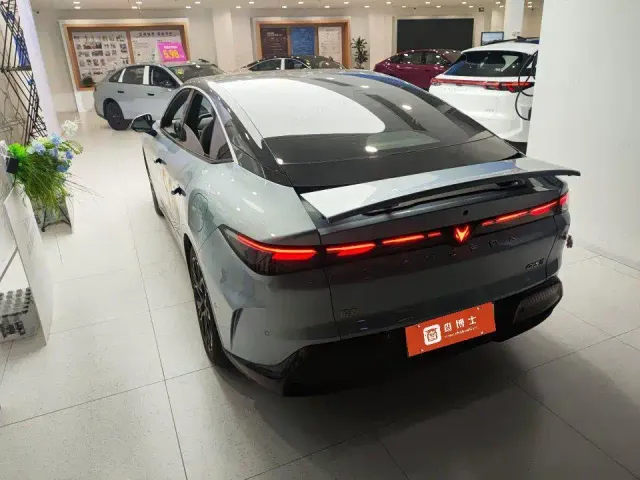 Arcfox Alpha S5 — Фото автомобиля 4